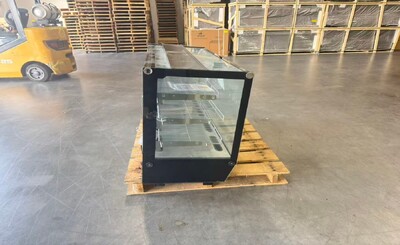 Clearance Refrigerated Countertop Bakery Display Case 27688F1026
