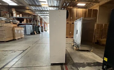 Clearance Drink two slide glass door refrigerator 53663L1030