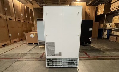 Clearance Drink two slide glass door refrigerator 53663L1030